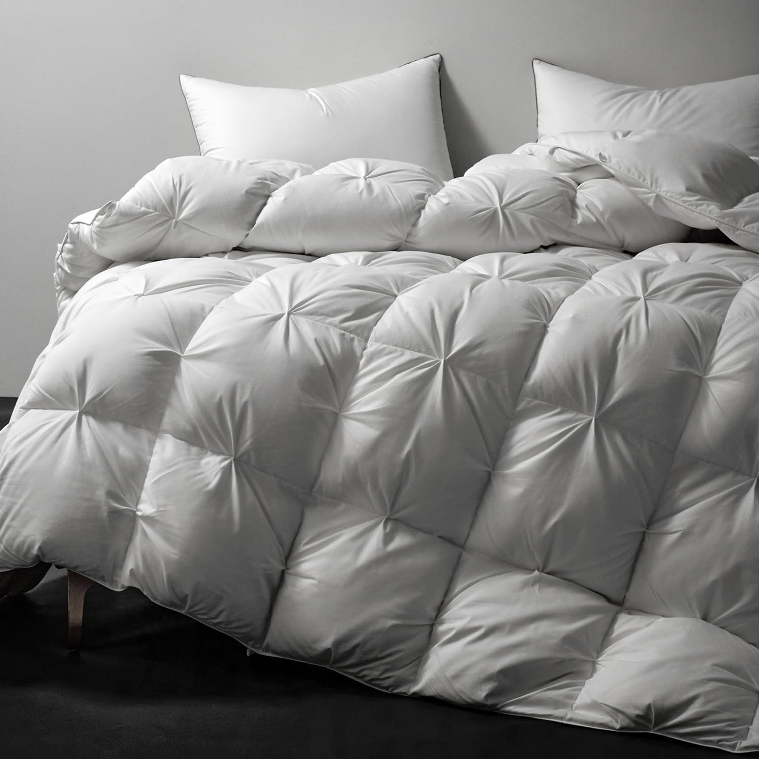 Royoliving Premium Feathers Down Comforter 100% Cotton Cover Duvet Insert with Corner Tabs (White Twisted Flower, King All Season)