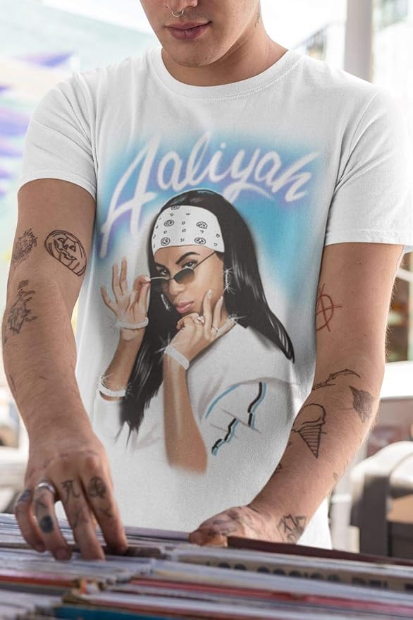 aaliyah airbrush tee