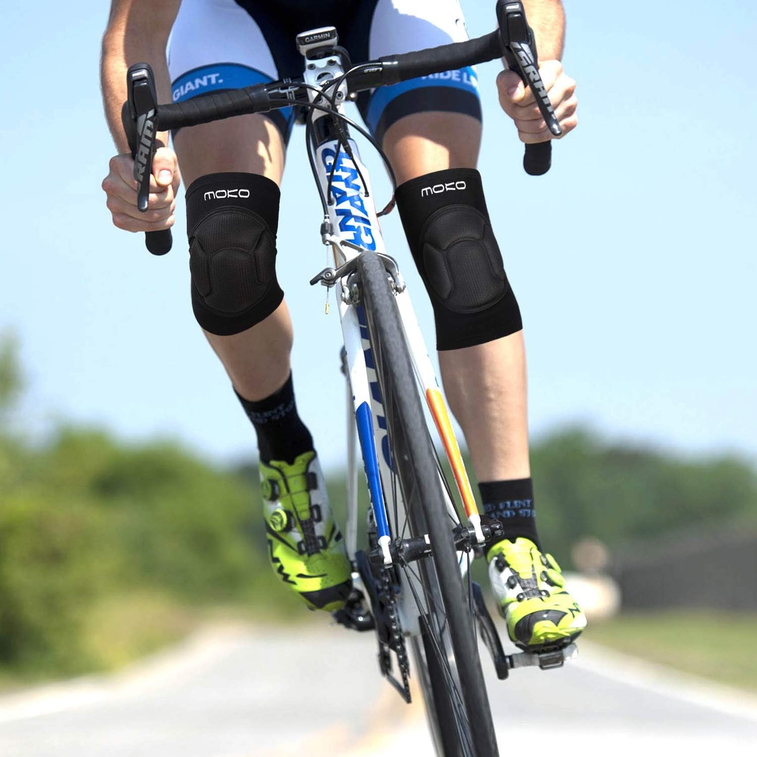 MoKo Knee Brace Support, Protective Volleyball Knee Pads, Professional Thick Sponge Compression Knee Sleeves for Dance Arthritis Joint Pain Relief Injury Recovery, Fit Men Women Youth, 1 Pair, Black : Clothing