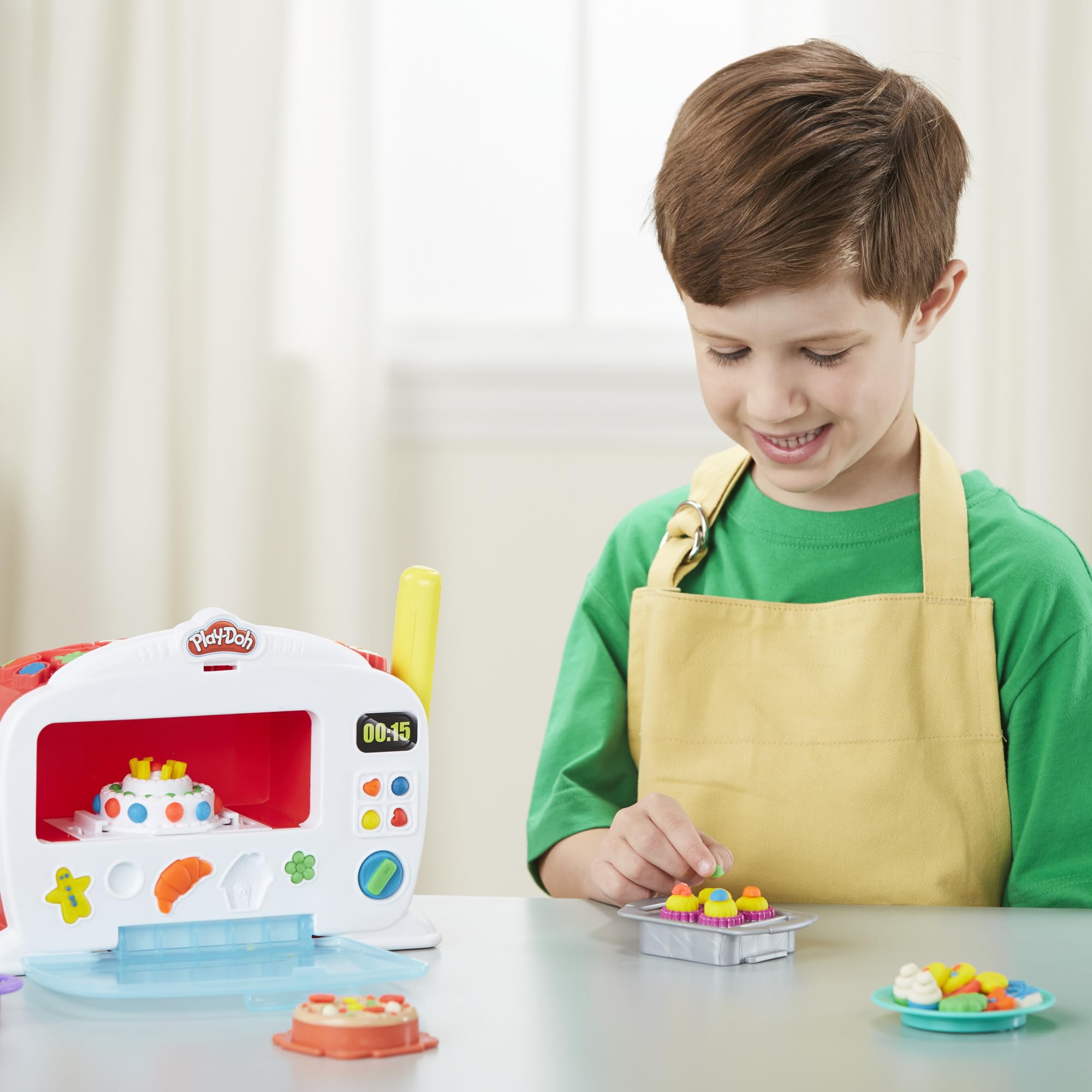 Play-Doh Kitchen Creations Magical Oven Play Food Set for Kids 3 Years and Up with Lights, Sounds, and 6 Colors (Amazon Exclusive)