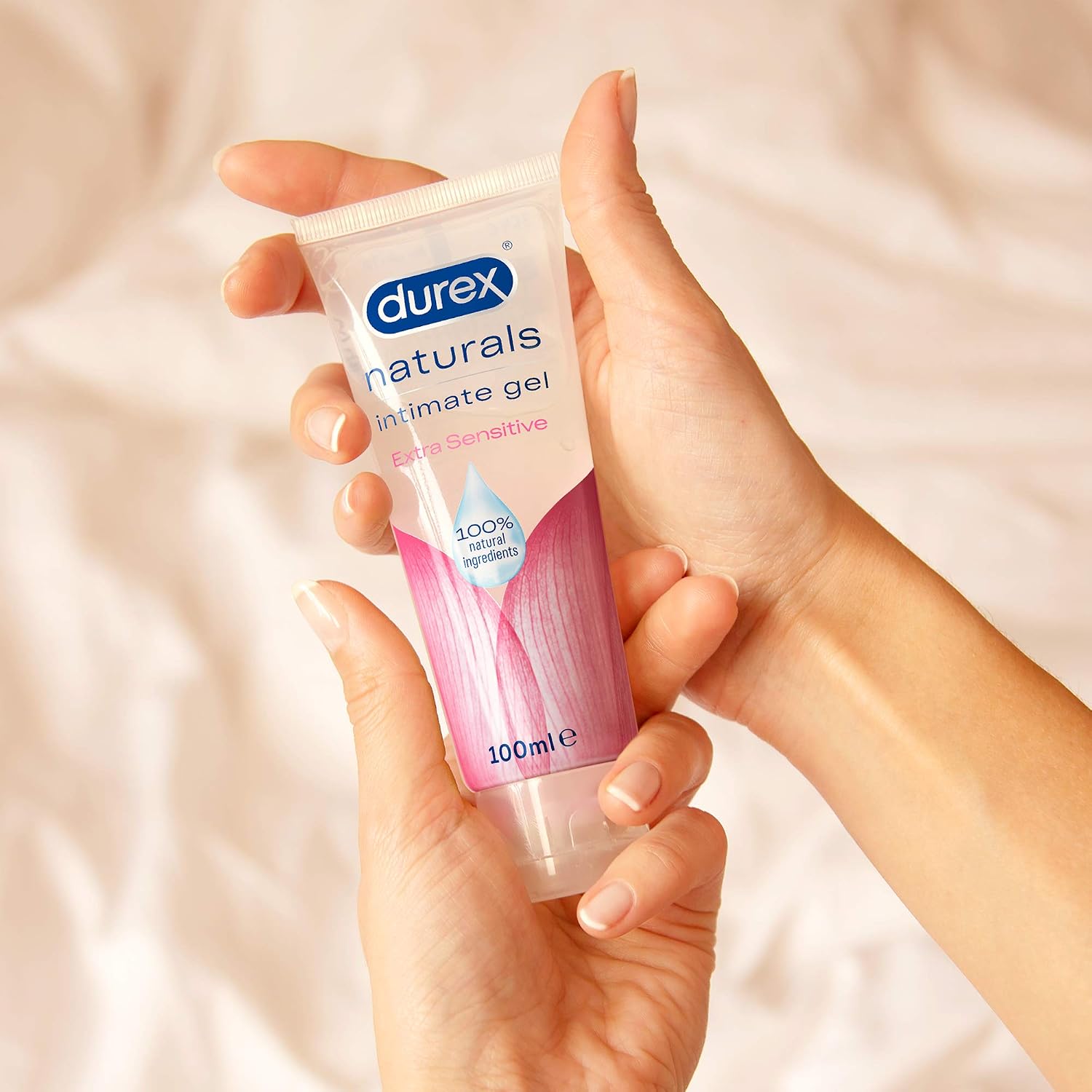 Durex Natural Extra Sensitive Water-Based Lube 100 ml, Intimate Gel Aloe Vera, Non-Sticky, Ph Friendly - Image 5