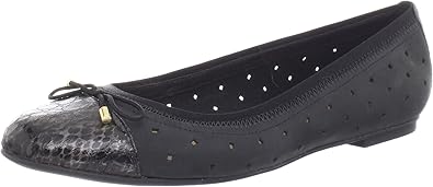 clarks idyllic pump stone