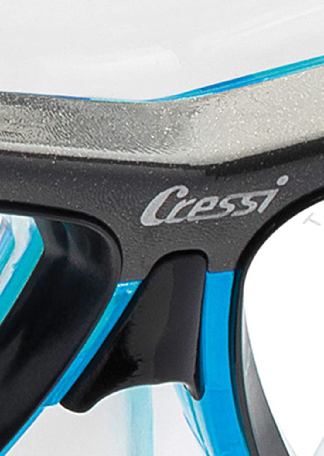 First Dive Mask with Inclined Lenses for Scuba Diving - optical lenses available | FOCUS made by Cressi: quality since 1946