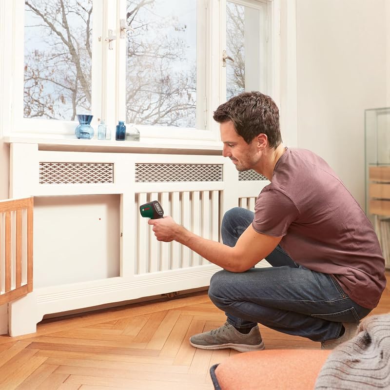 Thermomètre infrarouge UniversalTemp (de -30 °C à +500 °C, mesure facile, 3 modes de mesure pour des résultats plus précis, dans boîte carton pour e-commerce)