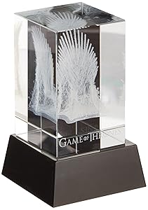 Dark Horse Deluxe Game of Thrones: 3D Crystal Iron Throne with Illumination Base Statue