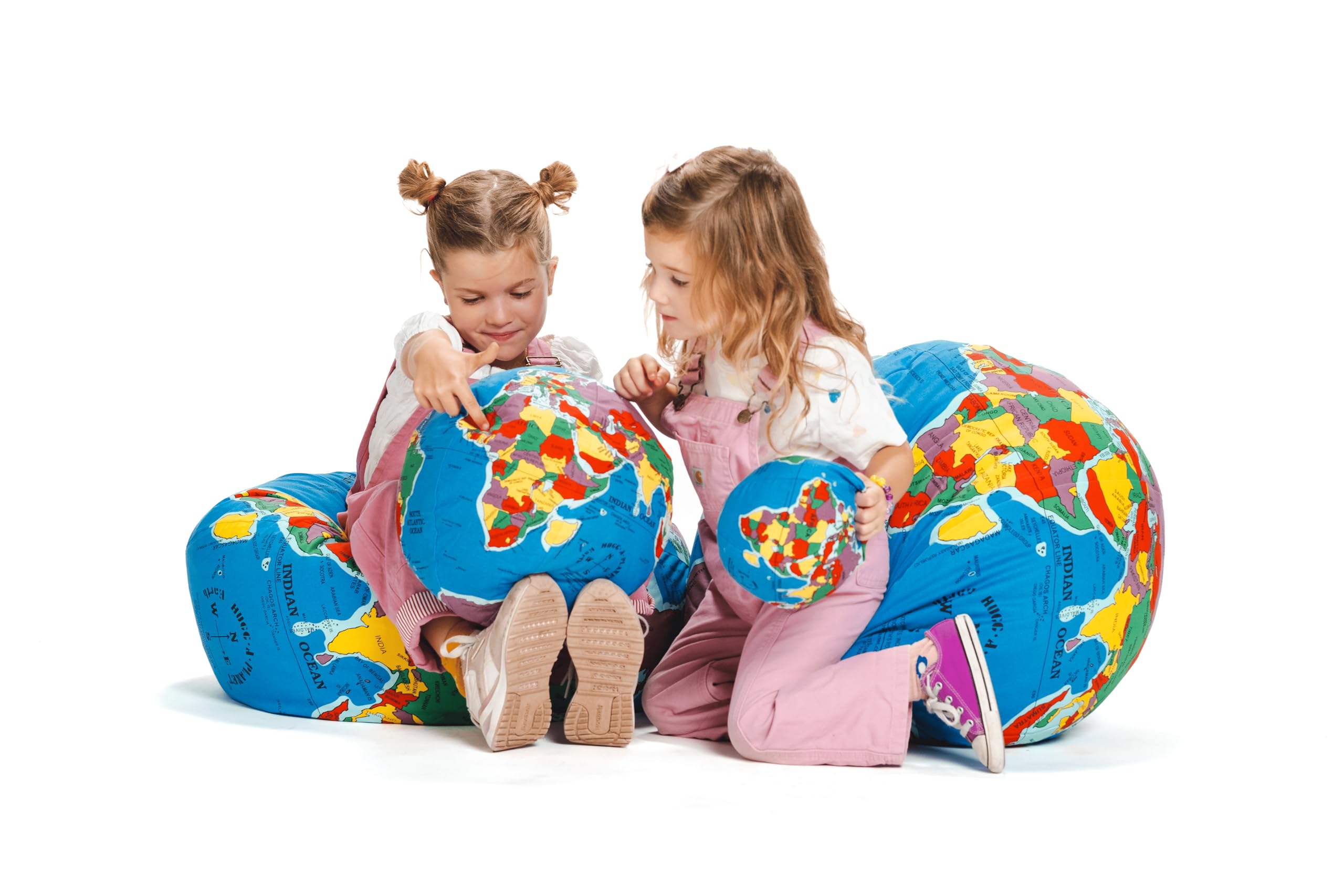 Pocket Earth HUGG-A-PLANET | Soft Plush Globe for Children | Montessori Educational Toy for Kids, Teens, Adults, Teachers, and Parents | Planet Earth Learning Toy | Classroom Must Haves