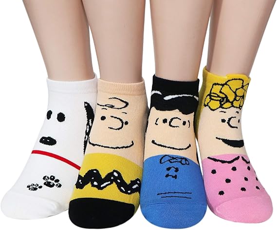 Amazon Co Jp Socksense アニメキャラクターピーナッツスヌーピーシリーズ 女性 靴下 セット Capsule Snoopy 4pairs 並行輸入品 Clothing Accessories
