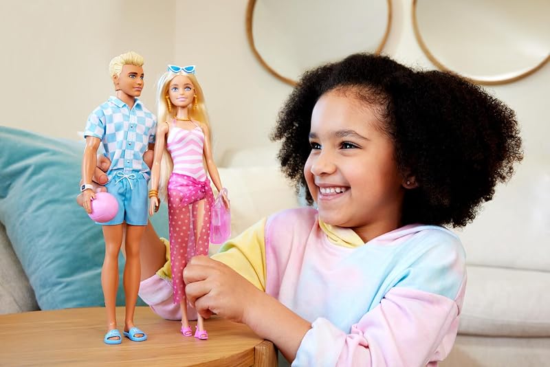 Barbie Ken Day at the Beach Toy Feito de plásticos reciclados, modelos variados, +3 anos (Mattel HPL74)