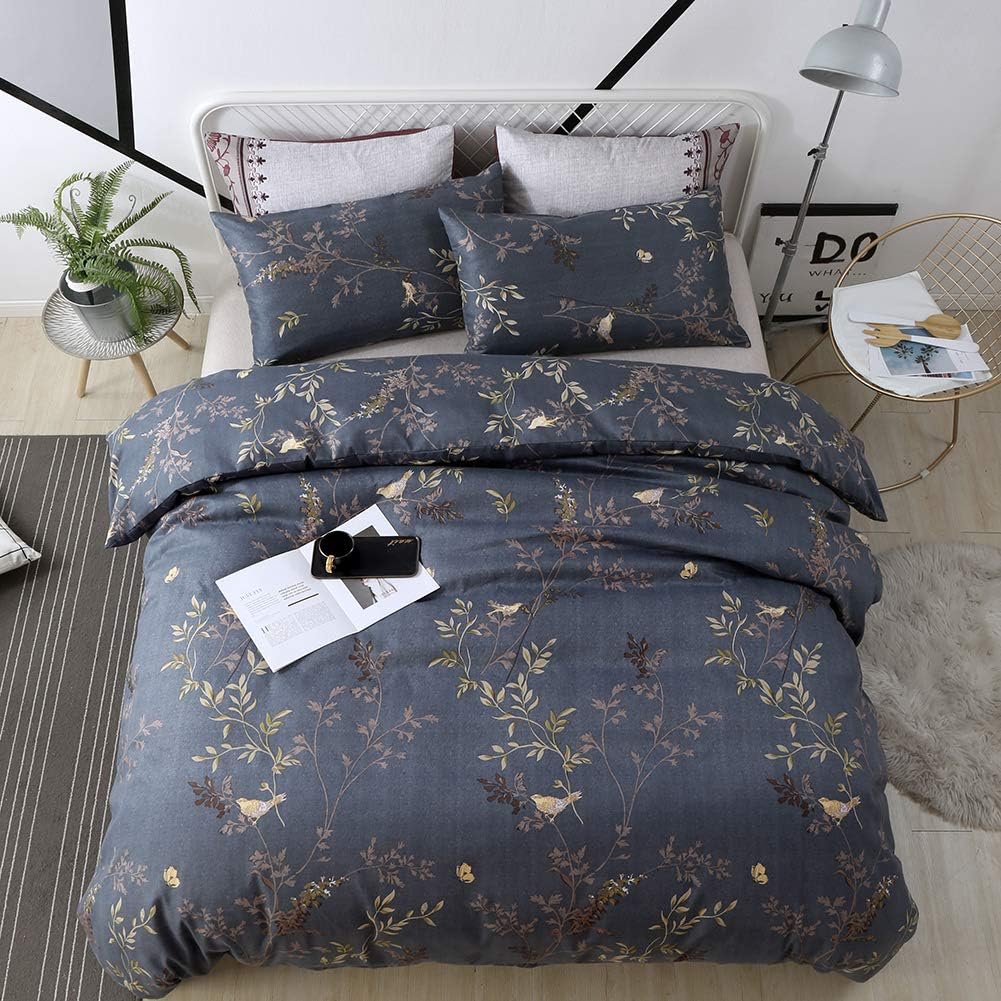 WeiWy Textile King Duvet Cover Set - 3 Piece(Without Comforter Inside) - Luxury Soft Microfiber - Dark Blue and Gold Floral Pattern
