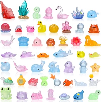 GSrenyu 50 Pcs Mini Resin Animals 50 Styles Tiny Figures