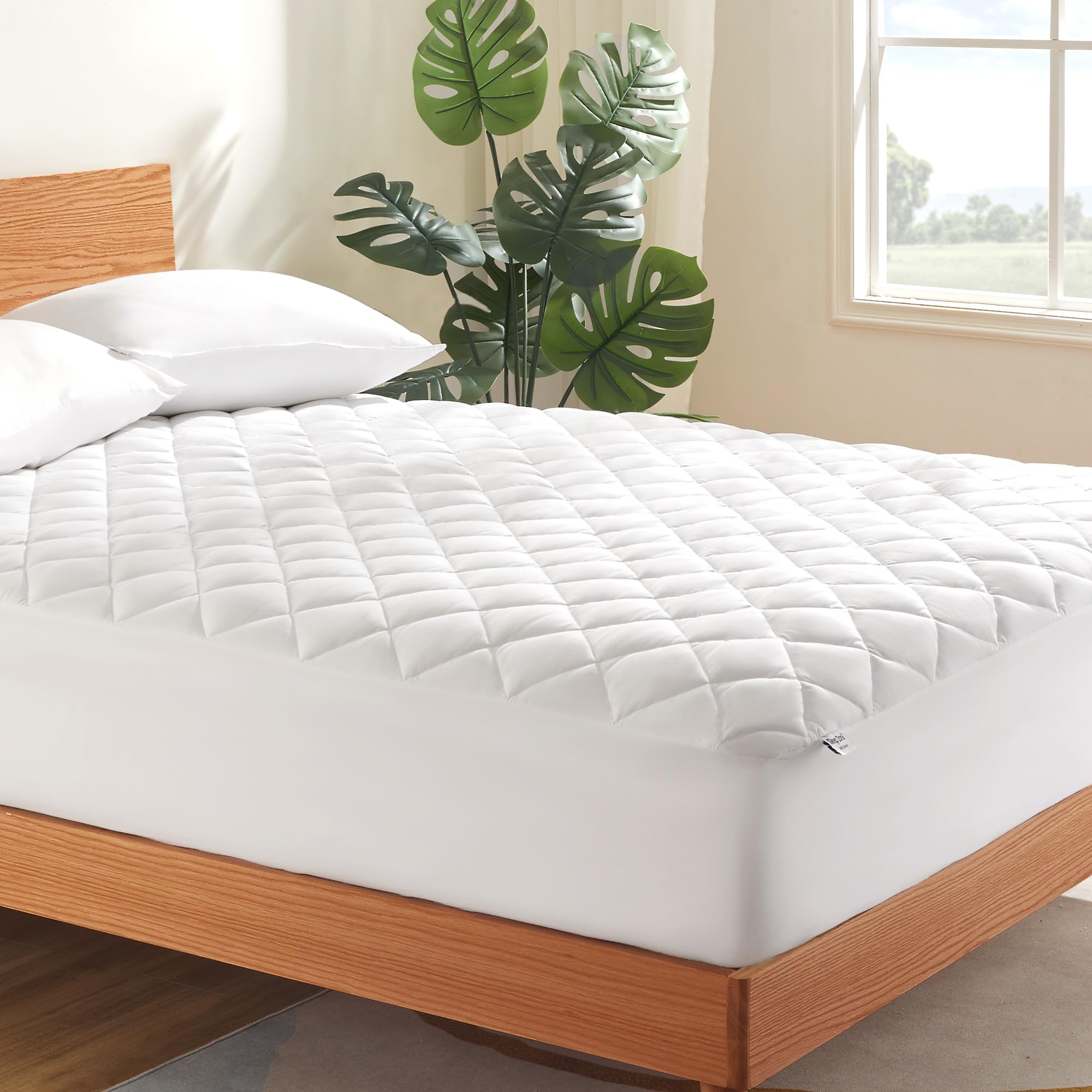 Photo 1 of SLEEP ZONE Mattress Cover Queen Size Bed, Quilted Fitted Mattress Pad, Deep Pocket Mattress Protector Stretches up to 21 inches, Pillowtop Breathable Mattress Topper (White, 60x80)