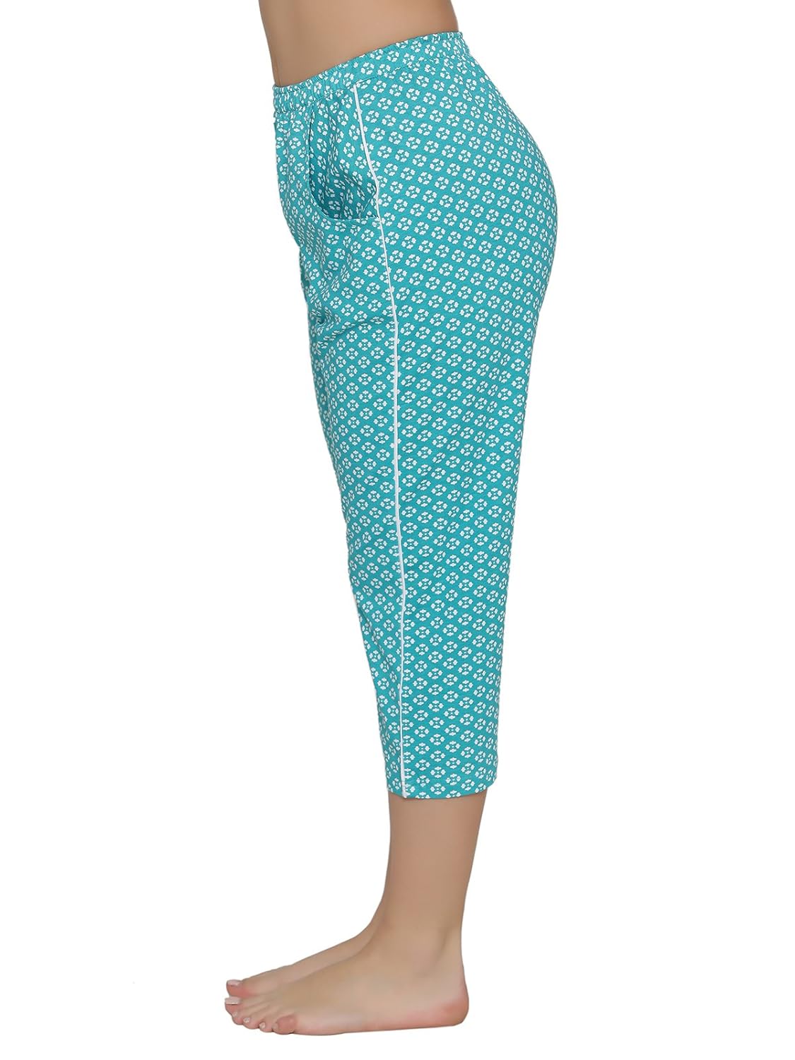 clovia women's cotton rich printed capris