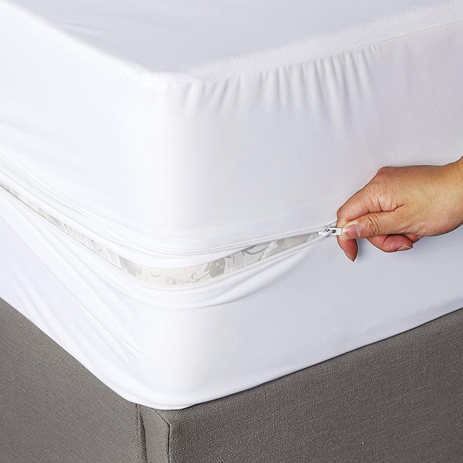 Utopia Bedding Zippered Mattress Encasement - Waterproof Mattress Protector (Twin): Home & Kitchen