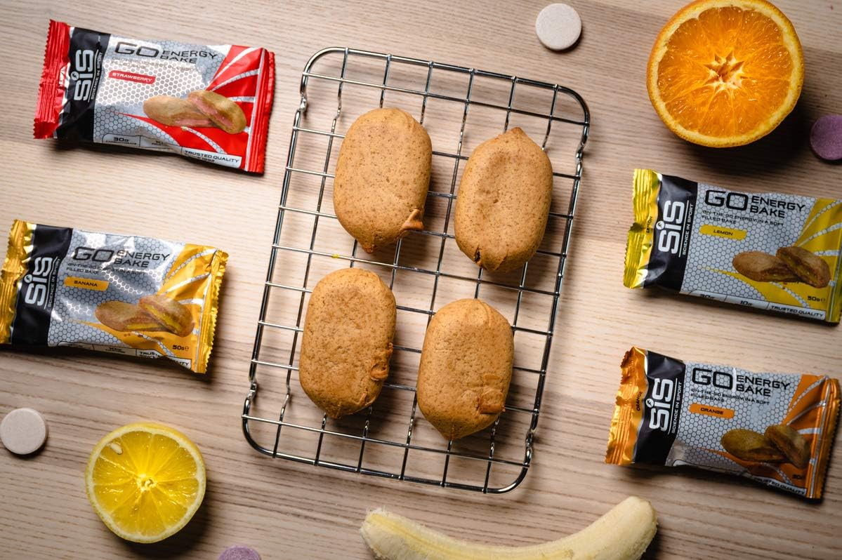 Science in Sport GO Energy Bakes, 30 g Carbs, High Carb Soft-Filled Baked Energy Snack, Strawberry Flavour, 12 Bars - Image 4