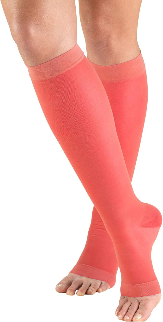 Amazon.com: Truform Sheer Compression Stockings, 15-20 mmHg, Women's Knee High Length, Open Toe 