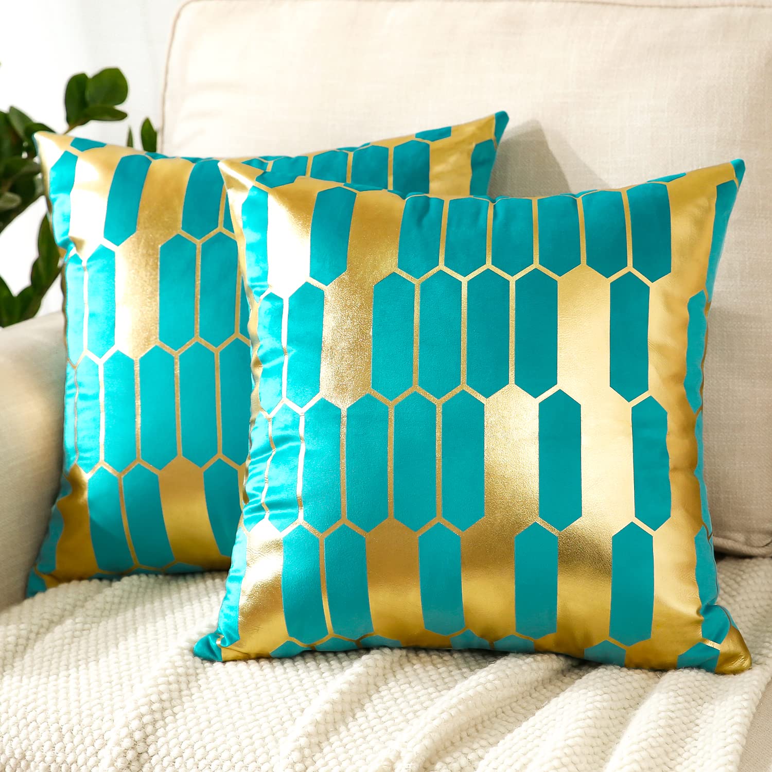 JOTOM Set of 2 Cushion Covers 45 x 45cm Cozy Velvet Throw Pillow Covers Square Pillowcases Geometric Pattern Decorative Cushion Case for Living Room Couch Bedroom Sofa Car Decor (Blue)