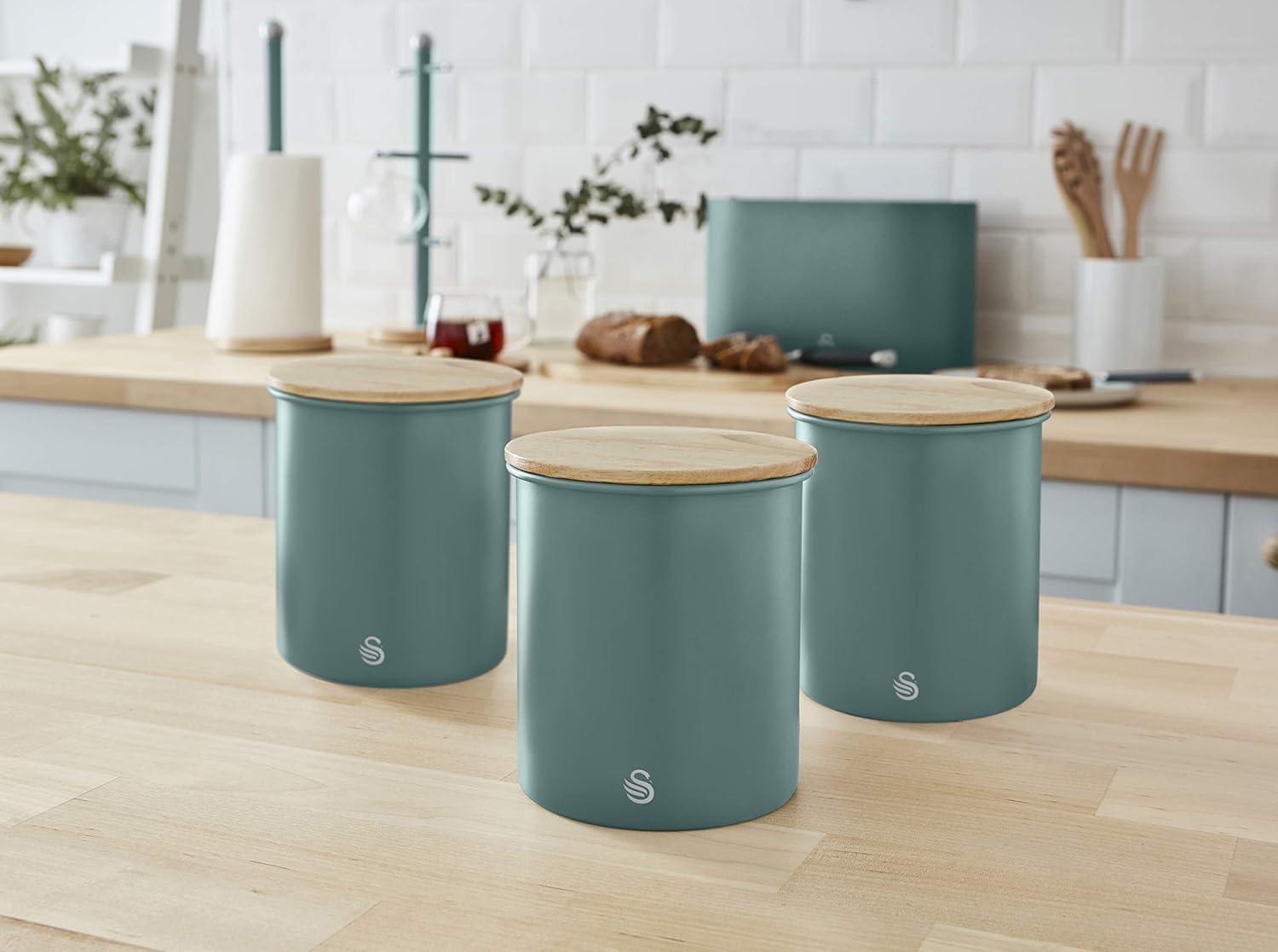 Swan SWKA17513GREN Nordic Scandi Set of 3 Storage, Tea, Coffee and Sugar Canisters, Pine Green, Steel, Bamboo Lid - Image 5