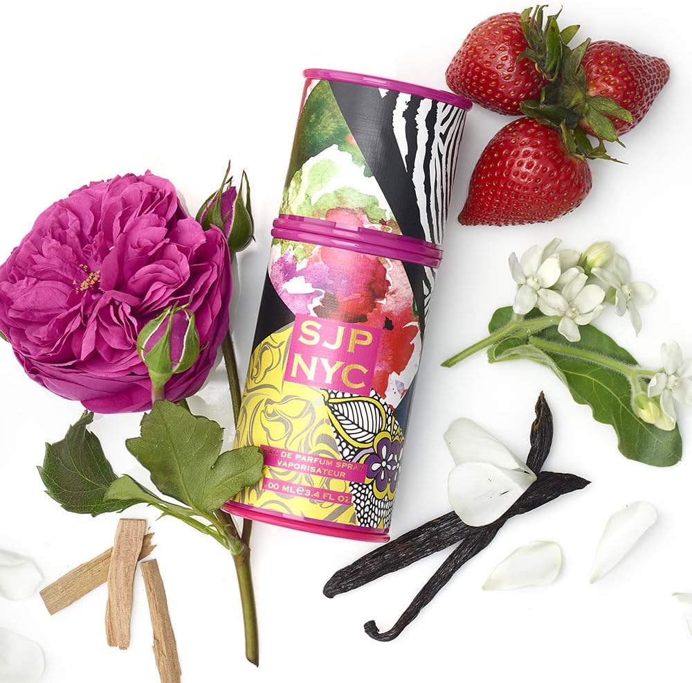 SJP NYC by Sarah Jessica Parker Eau de Parfum 100ml, Fruity Floral Perfume for Women Sexy Ladies Fragrance Spray - Image 4