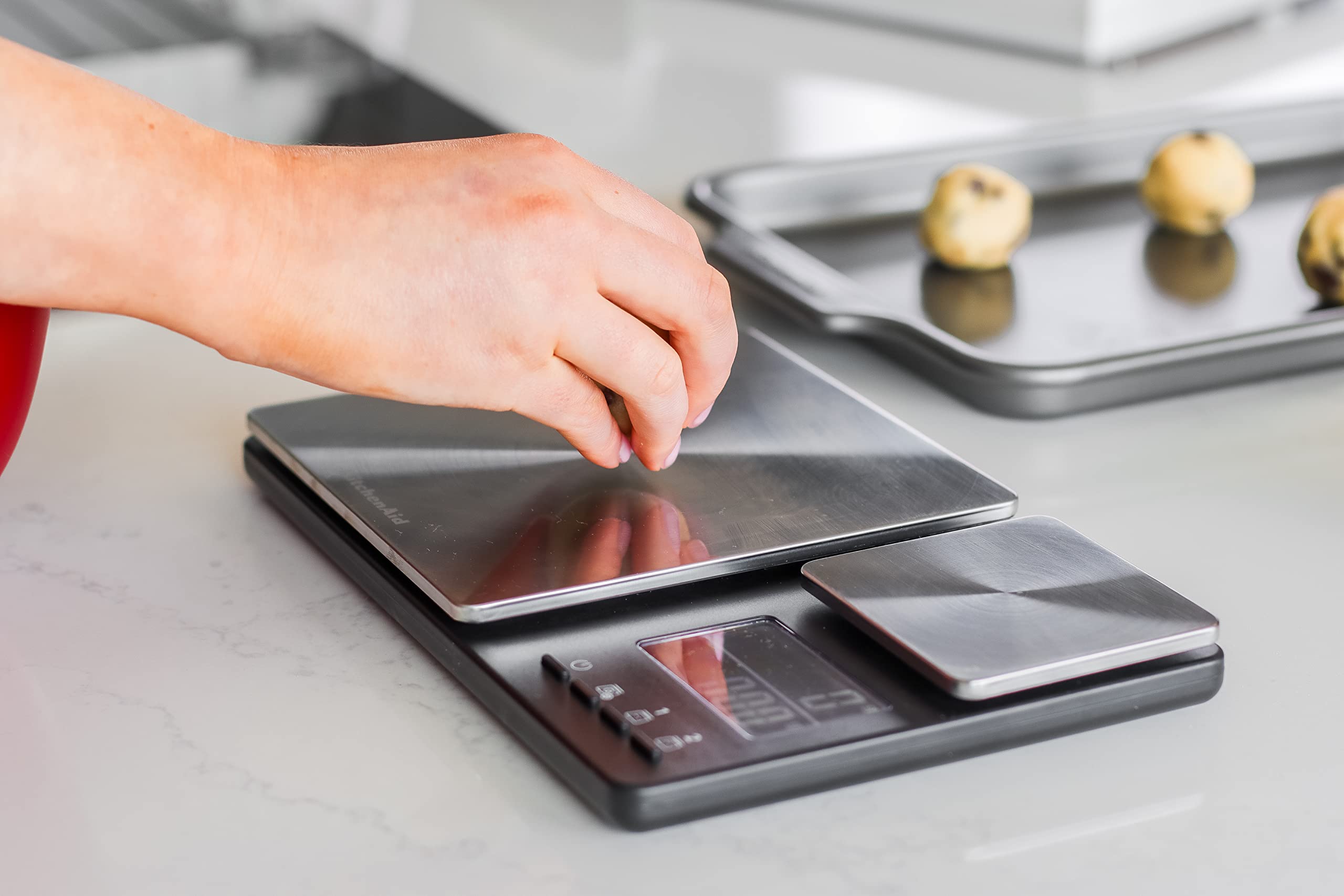 KitchenAid Digital Food Scale with Two Platforms, Weighs Between 5000g and 500g, Black, One Size