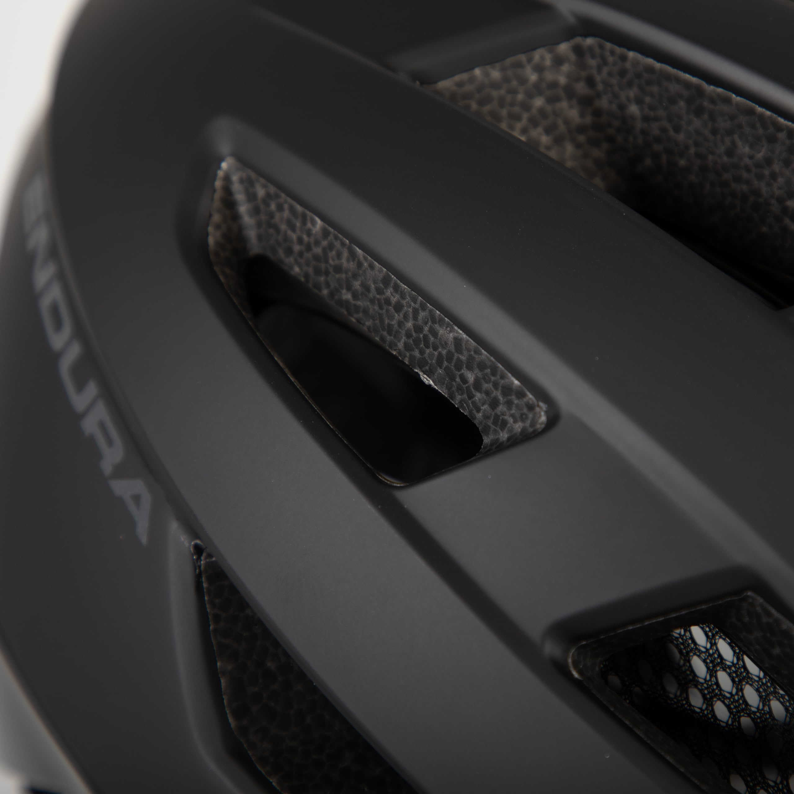 Endura Unisex Erwachsene Xtract Fahrradhelm | Geformte Konstruktion | Rennrad | Atmungsaktiv | Verstellbar Helm, Schwarz, S-M 4