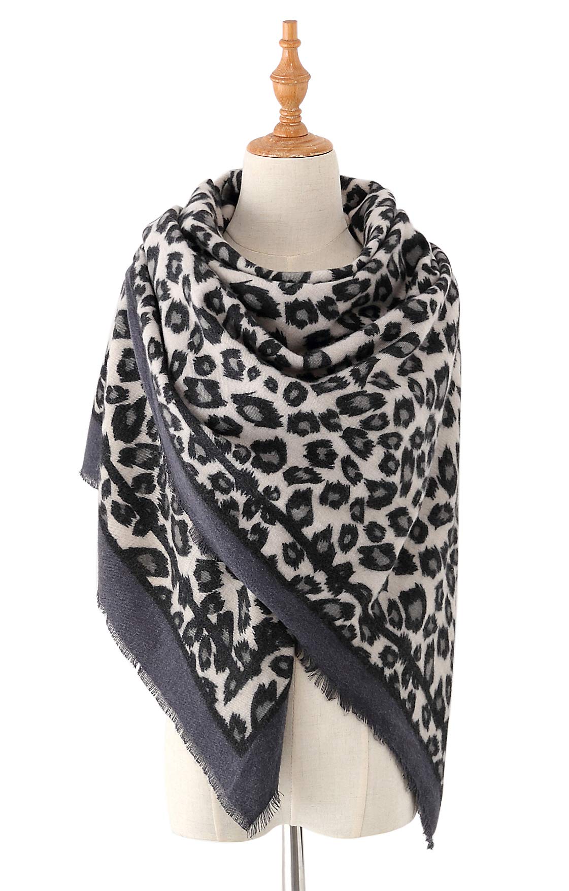 Women's Leopard Print Blanket Square Wrap Scarf Women's Leopard Print Blanket Square Wrap Scarf