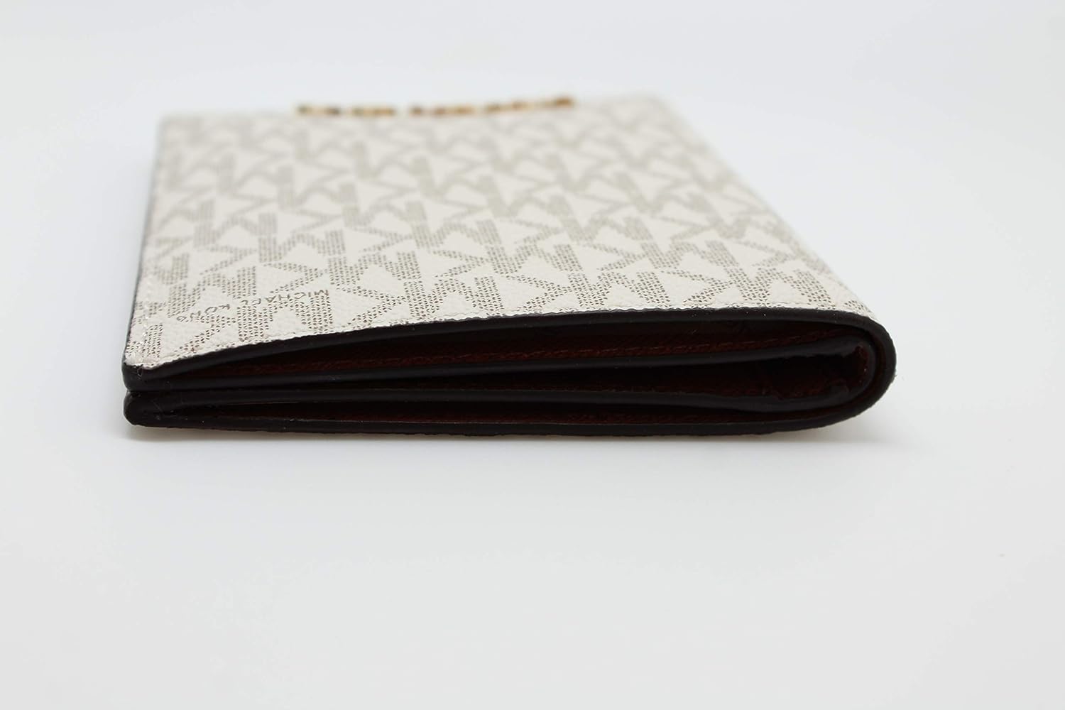  | Michael Kors Jet Set Travel Medium Passport Case - Vanilla | Passport Covers