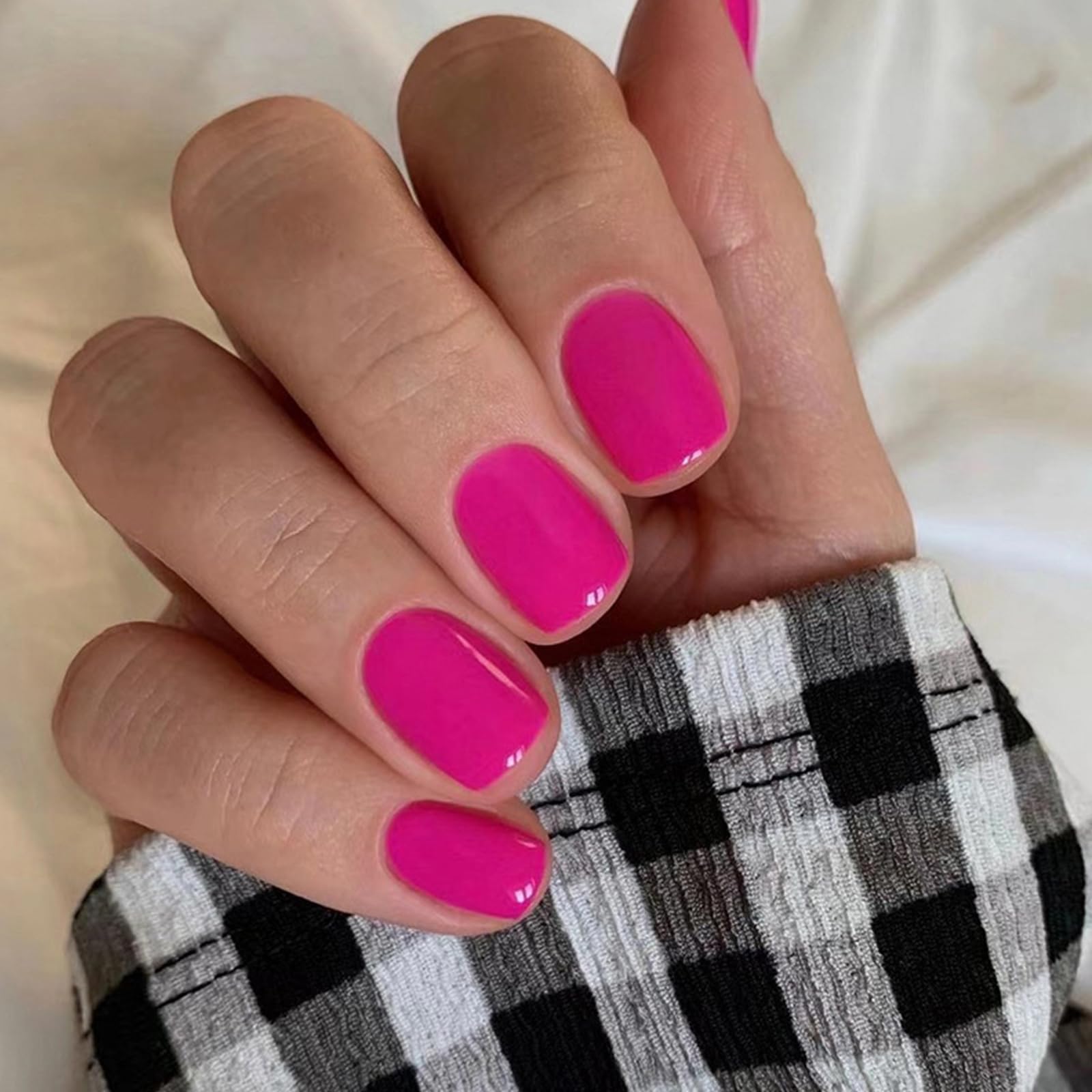 Ceboic 24Pcs Press on Nails French Tips Rose Red False Nails Short Square Glossy Pure Color Fake Nails Artificial Acrylic Full Cover Stick on Nails for Women Girls Manicure Decorations
