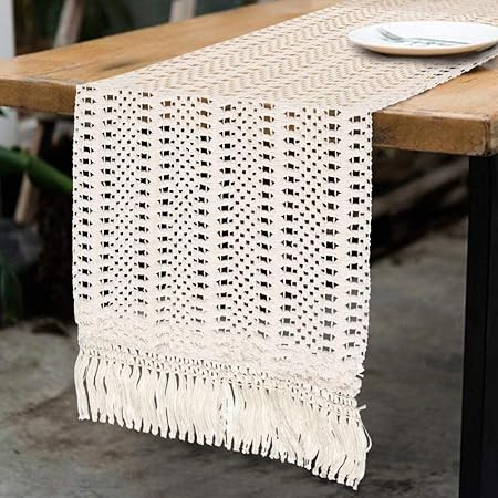 Aparty4u Chemin De Table En Macrame Pour Decoration De Table De Mariage Couverture En Coton Tisse A La Main Avec Pompons Pour Decoration Boheme 30x274cm Amazon Fr Cuisine Maison