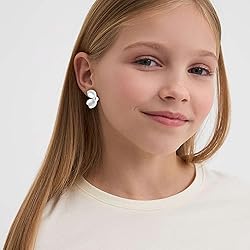 Trinckle White Pearl Stud Earrings for