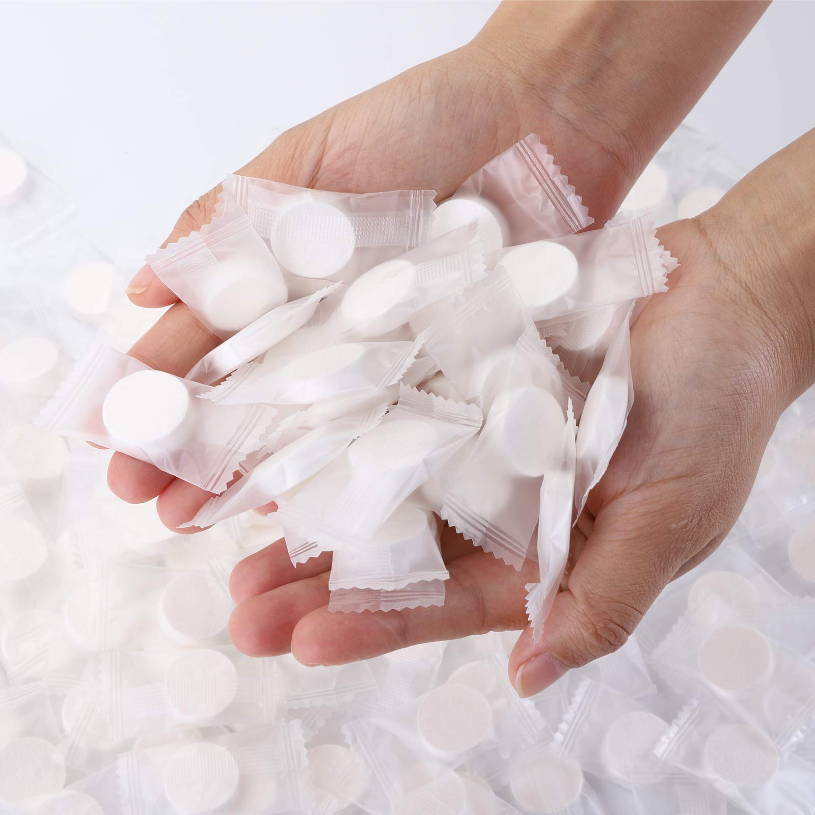 Photo 1 of Jucoan 300 PCS Compressed Cotton Towels, Disposable Compressed Towels Tablets Washcloth for Travel, Portable Coin Tissue Face Washcloths for Outdoor Hiking Camping Sports Hotel Beauty Salon