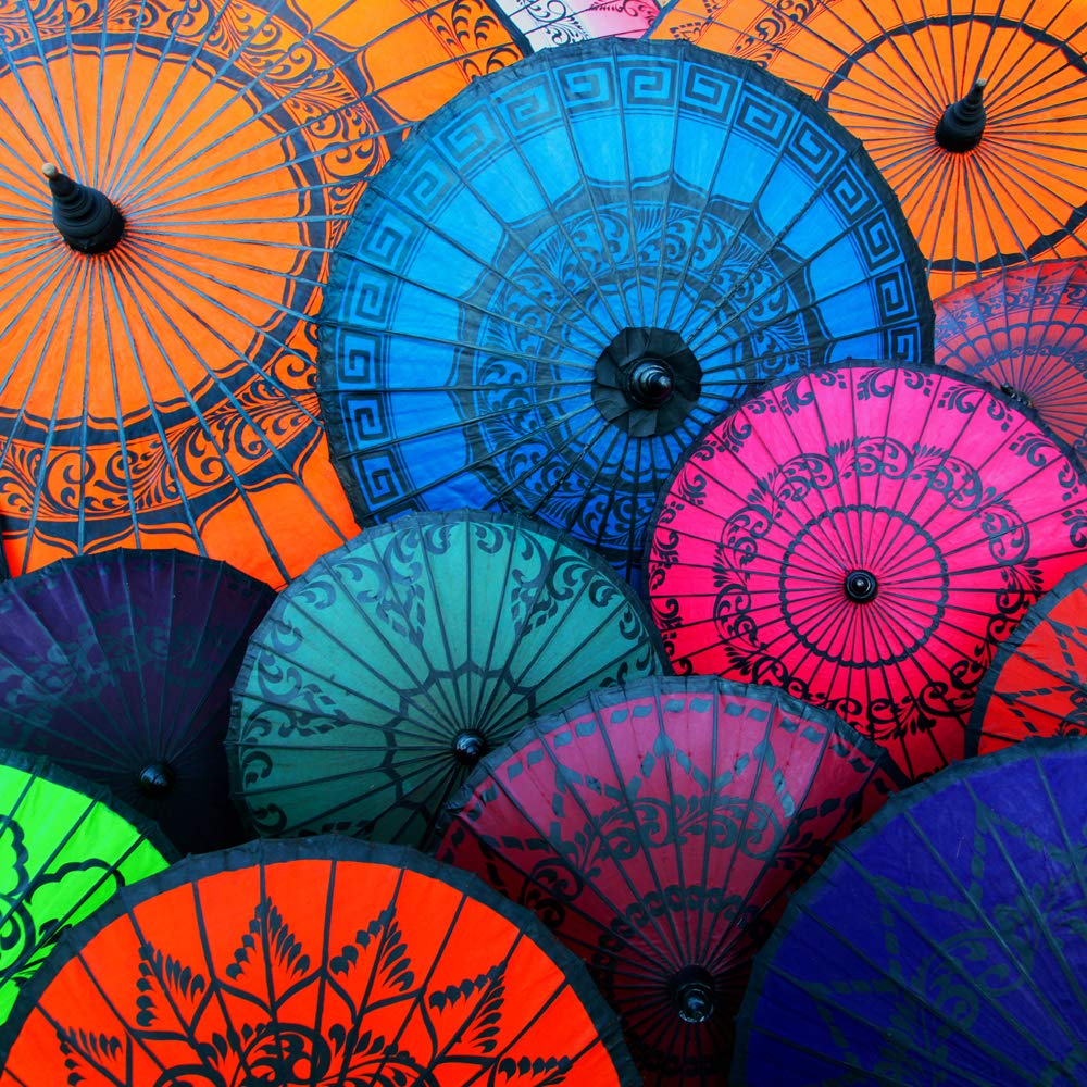 International Graphics - Finished Picture - Nicolas, Bialylew - ''Ombrelles Birmanie III''- 30 x 30 cm - Direct printing on acrylic glass