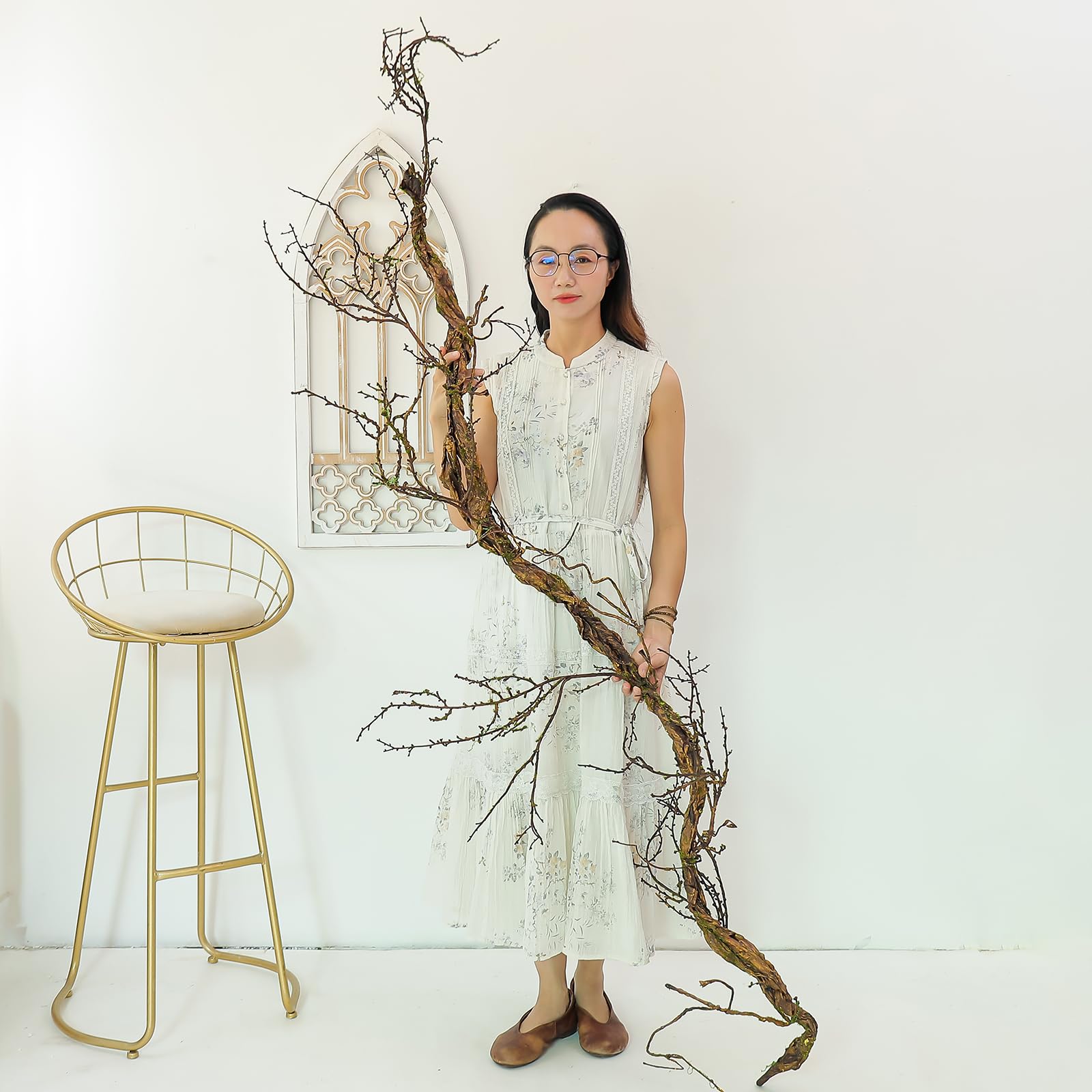 Photo 1 of 1Pcs 79Inch Large Bendable Artificial Long Deer Antlers for Craft Faux Wall Hanging Jungle Vines Curly Willow Tall Forest Branches Tree Trunk Wood Christmas Ornaments Halloween Mantel Easter Decor