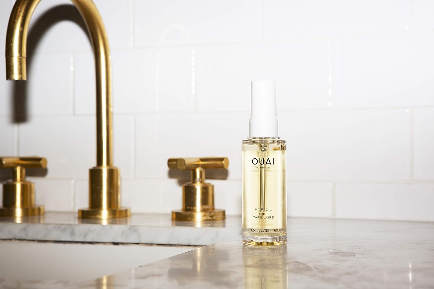 OUAI Hair Oil. Lightweight, Multitasking Oil Protects from UV/Heat Damage and Frizz, Adds Mega Shine and Smooths Split Ends. Safe for Colored Hair. Free from Parabens, Sulfates and Phthalates (1.5 oz): Beauty