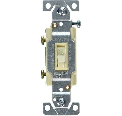 Cooper Wiring Quiet Toggle Switch Single Pole Lighted 15 A