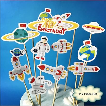 Lot De 11 Decorations Pour Gateau D Anniversaire Theme Espace Fusee Astronaute Amazon Fr Cuisine Maison