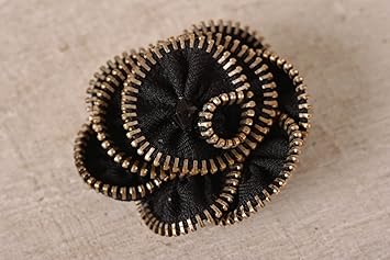 Broche En Cuir Bijou Fait Main Noire Insolite Design Accessoire