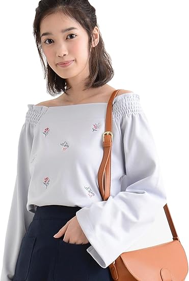 Amazon アメリエル マジェスティックレゴン Amelier Majestic Legon オフショル刺繍プルオーバー Free サックス Tシャツ カットソー 通販