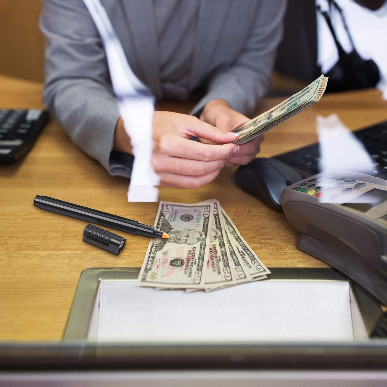 Counterfeit Bill Detector Pen Money Checker Bill Money Detector Marker Pen for Cash Currency Note (20 Pieces) : Office Products