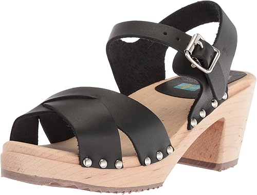 mia gertrude clog
