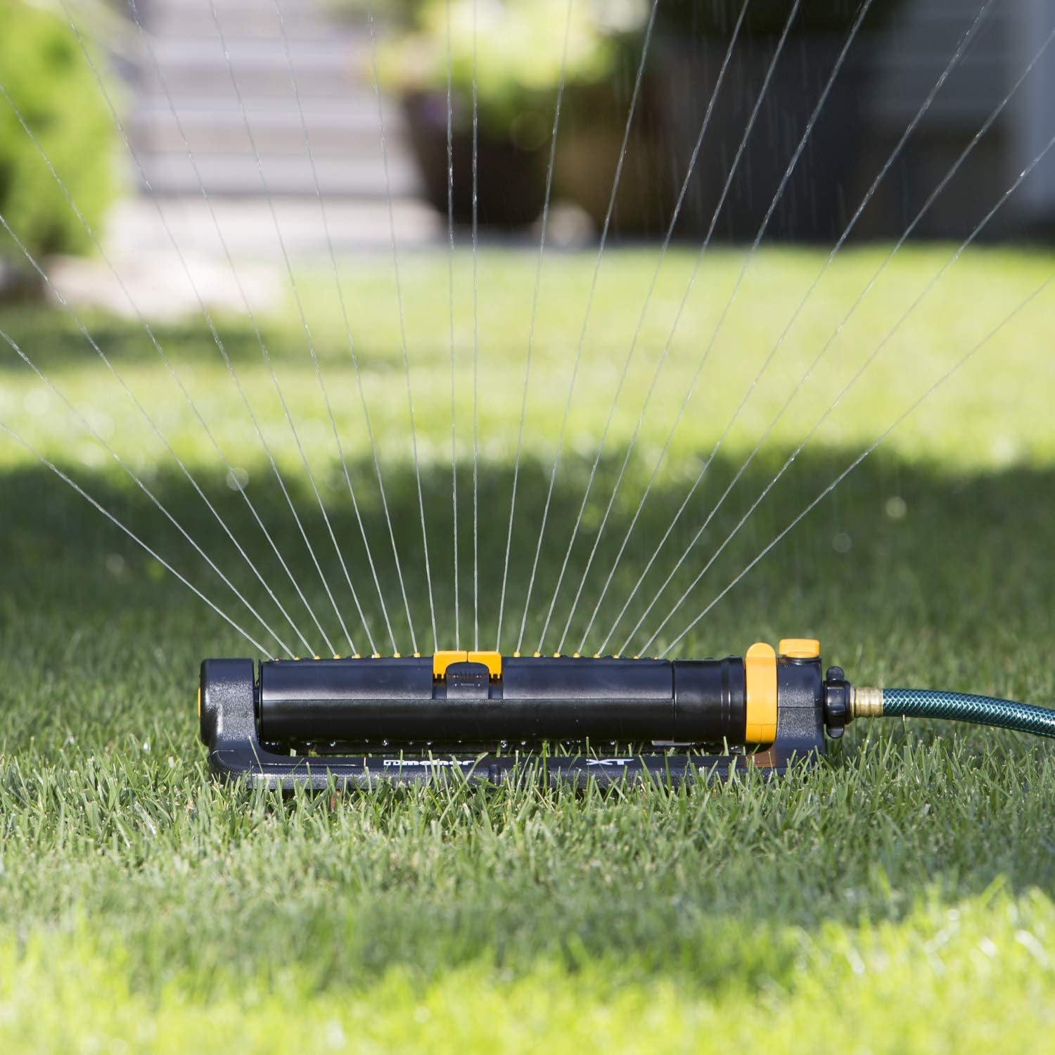 Melnor 65078-AMZ XT Turbo Oscillating Sprinkler with 3-Way Adjustment and QuickConnect Product Adapter Set,  Bundle : Garden & Outdoor