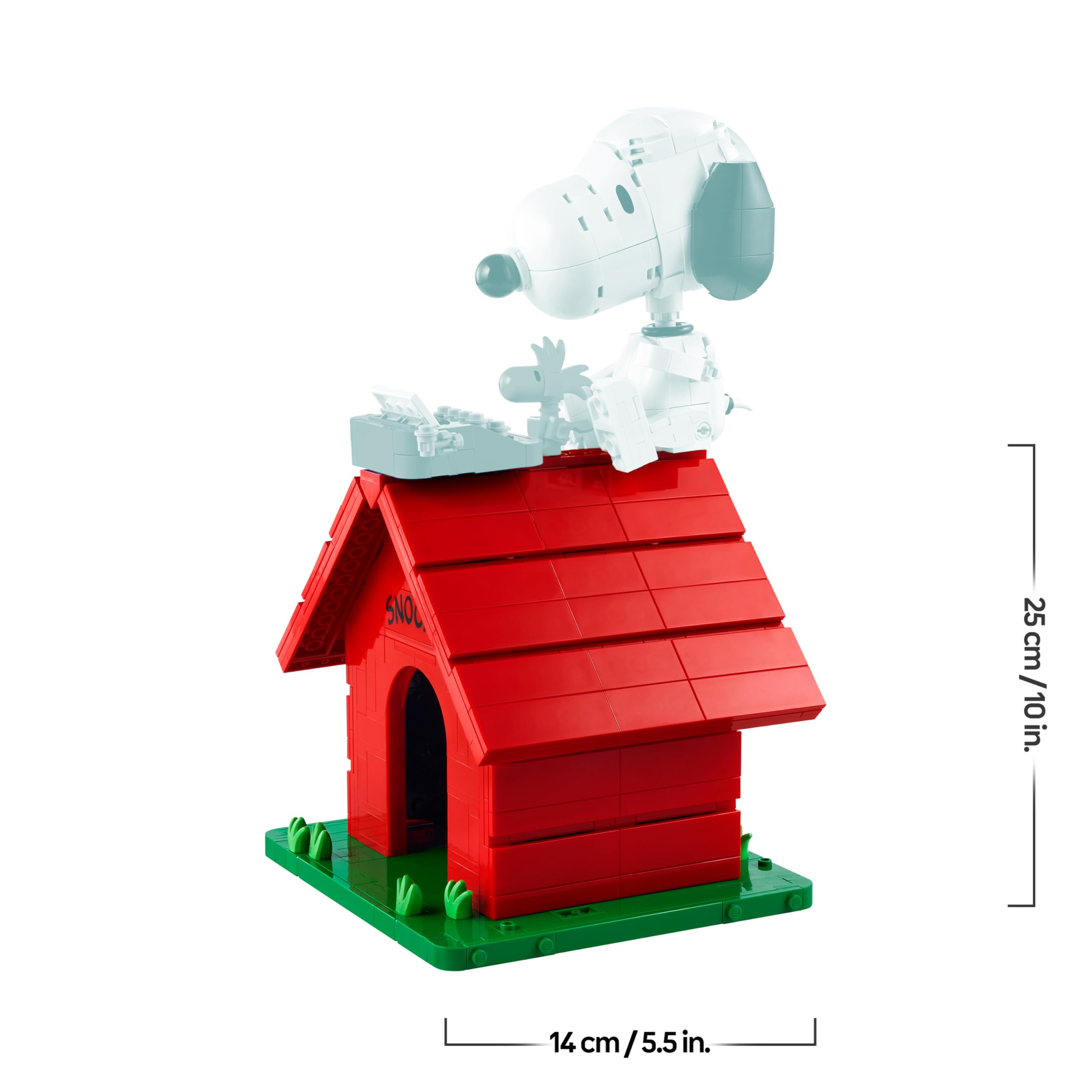LEGO Ideas Peanuts: Snoopys Hundehütte - Modellbau für Erwachsene Snoopy und Woodstock Figuren - DIY Deko für Schreibtisch oder Regal - Geschenkidee für Fans - 21368 7