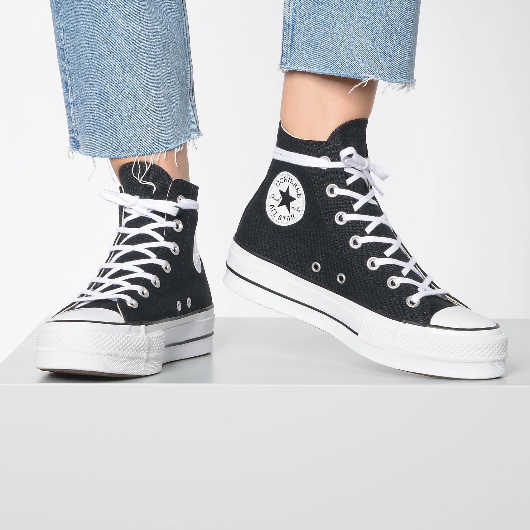Converse Women's Chuck Taylor All Star Lift Sneakers