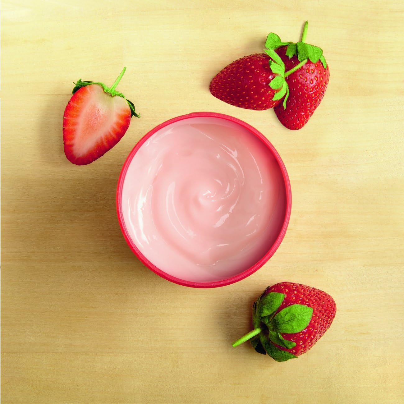 The Body Shop Strawberry Body Yogurt (1x 200ml), Fast-Absorbing Moisturiser for Dry Skin Lightweight Body Cream & Gel-Cream - Image 4