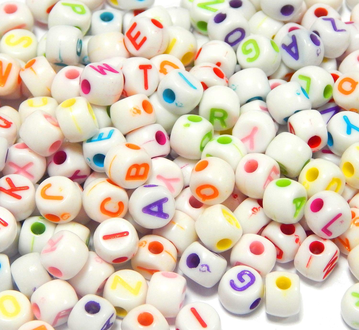 Perlin 150 Letter Beads Plastic Round 7 mm White 'A-Z' with Colourful Letters for Necklaces, Bracelets