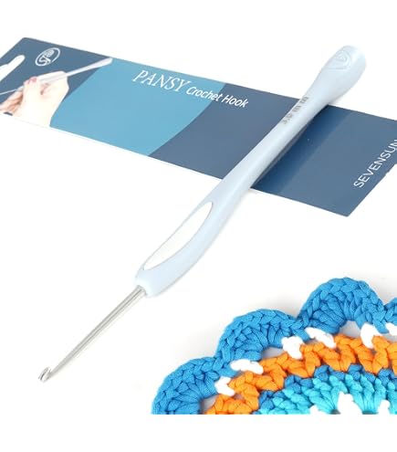 Amazon.com: Clover Crochet Set 43-405 Crochet Set 10 Crochet