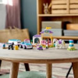 LEGO Friends Horse Training and Trailer Building