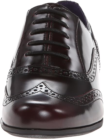 clarks hamble oak wide fit brogue