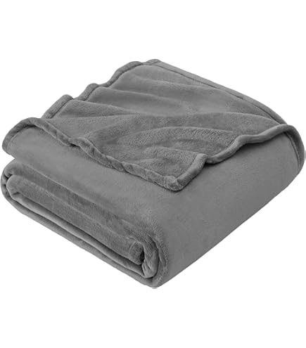 Amazon.com: Kate Spade Full/Queen Fleece Blanket - Navy : Home