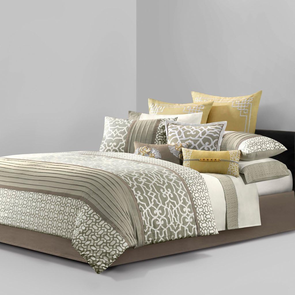 N Natori 10 Piece Fretwork Comforter Set, Multicolor, King