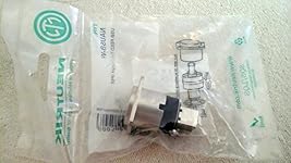 Review Image by Kattia Linares